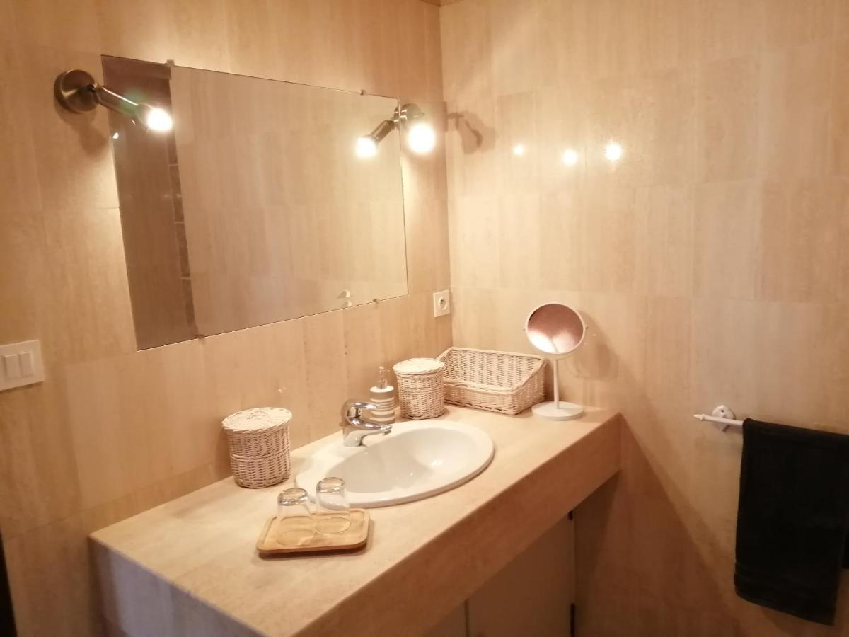 Le Chai De La Rose Spa Et Seances Bien Etre Doué-la-Fontaine Exterior foto