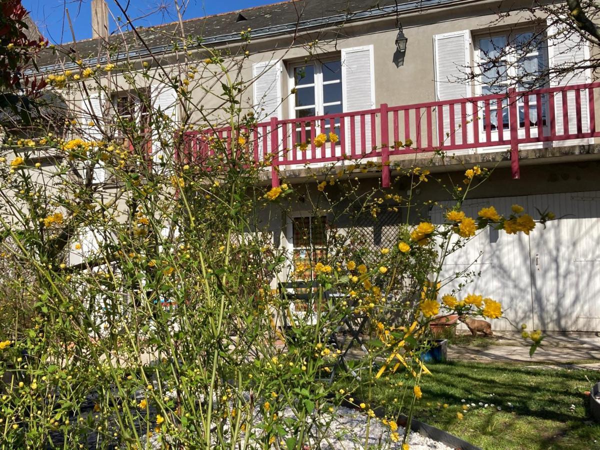 Le Chai De La Rose Spa Et Seances Bien Etre Doué-la-Fontaine Exterior foto